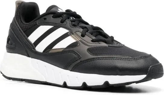 Adidas low-top lace-up sneakers Black