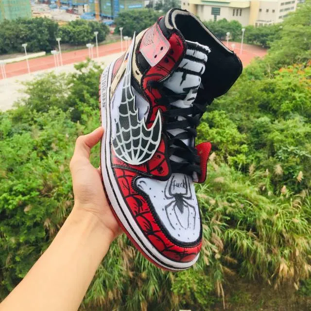 AIR JORDAN 1 "spider man"