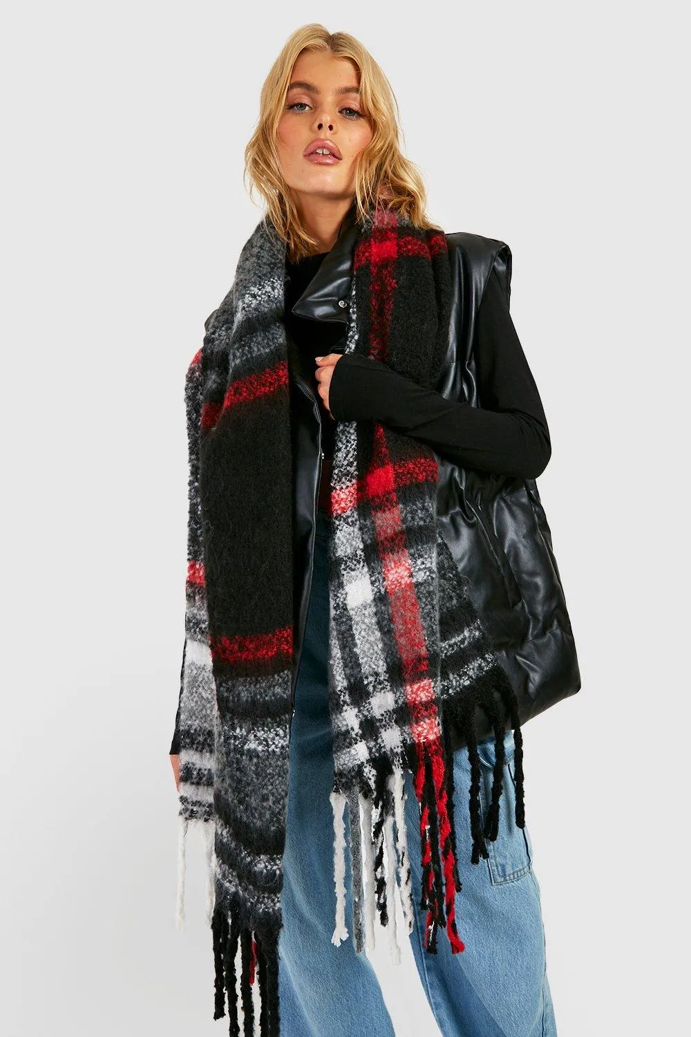 Chunky Black & Red Flannel Tassel Scarf