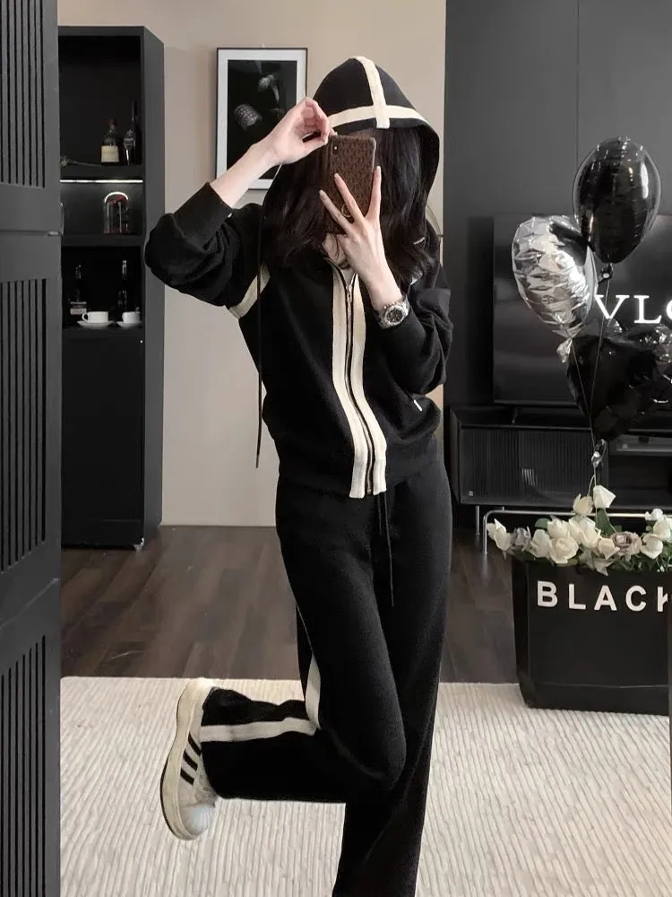 High-end streetwear sweatshirt suit for women in autumn, slimming and covering the flesh, fashionable casual sports wide-leg pan