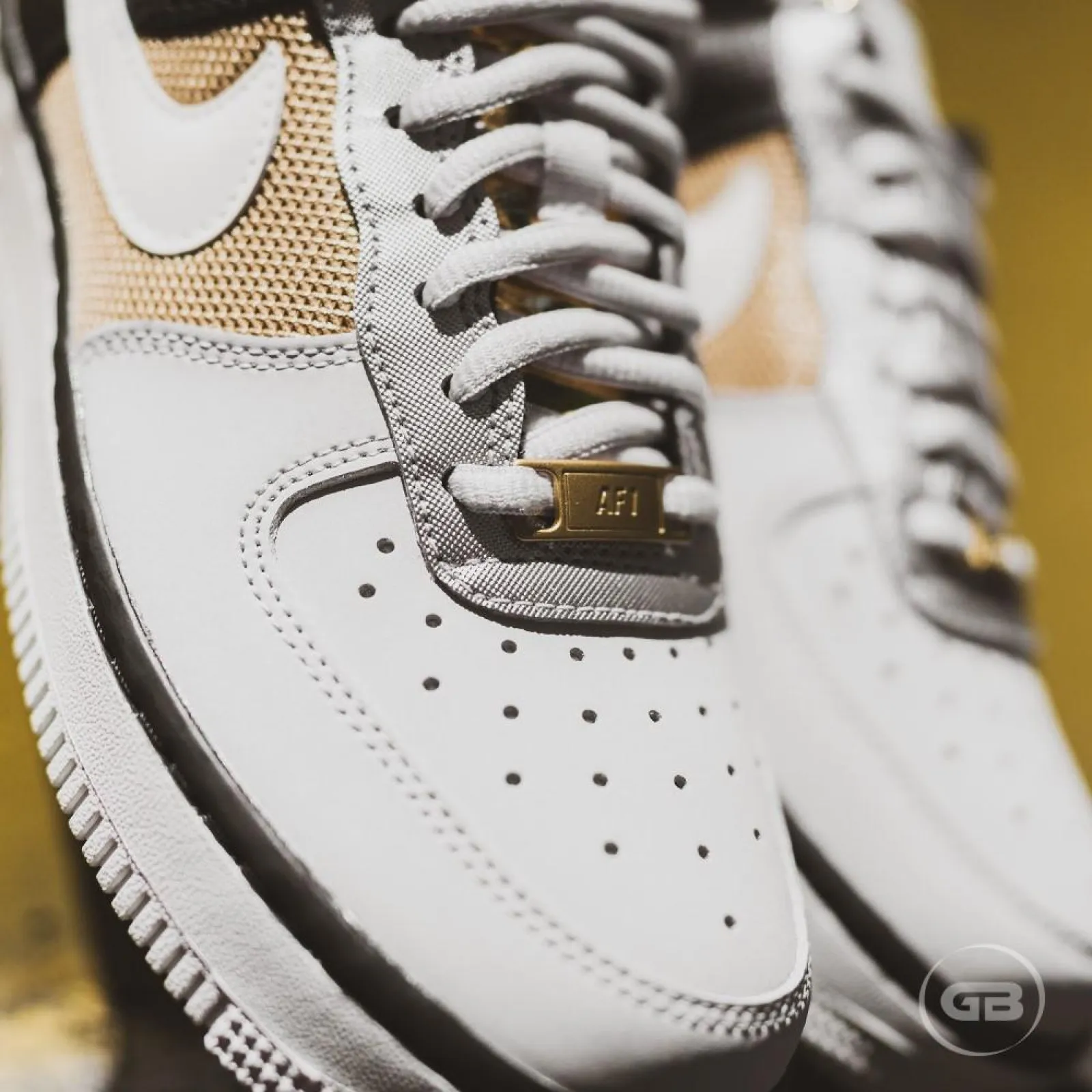 Nike Air Force 1 '07 WMNS ''Vast Grey''