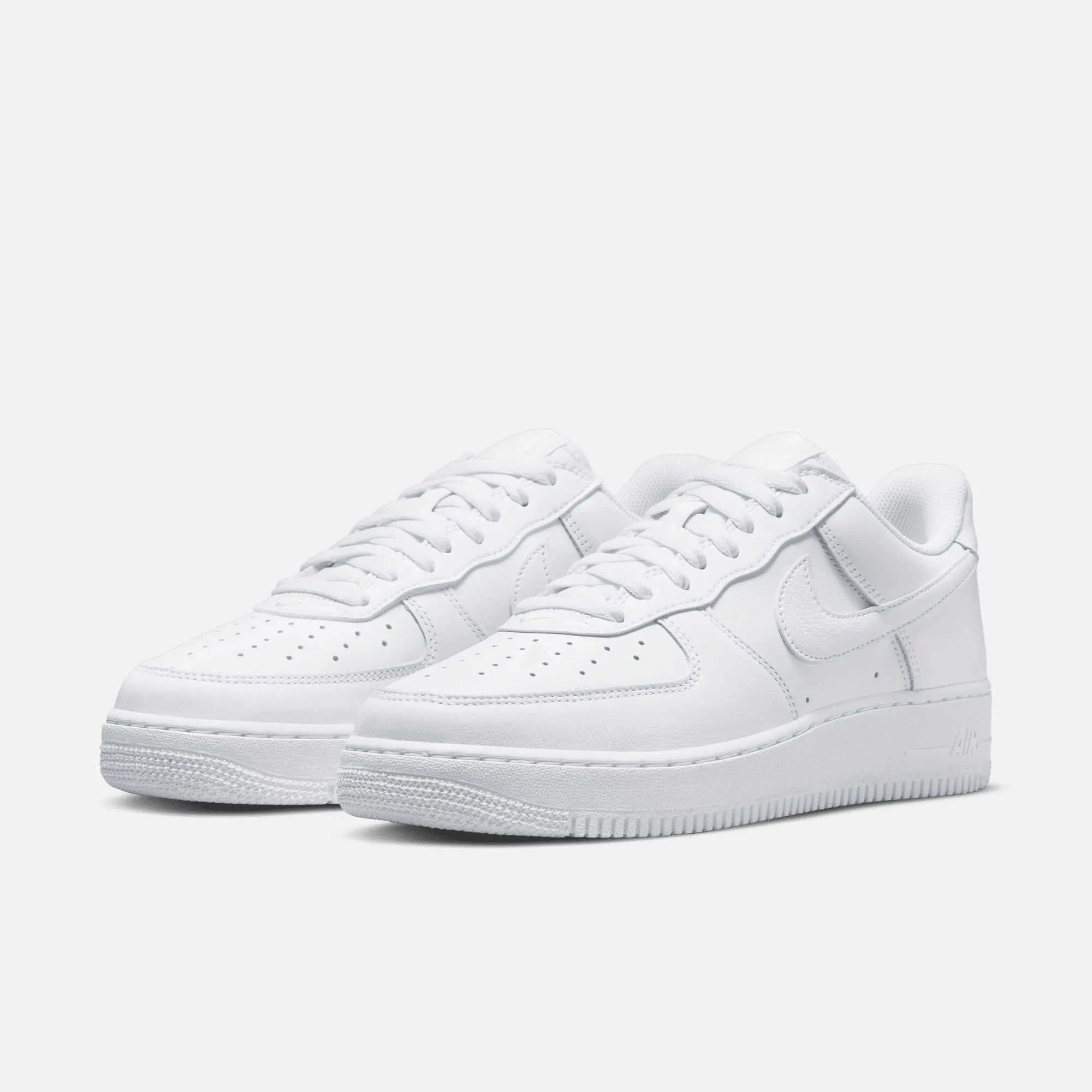 Nike Air Force 1 Low Retro Triple White