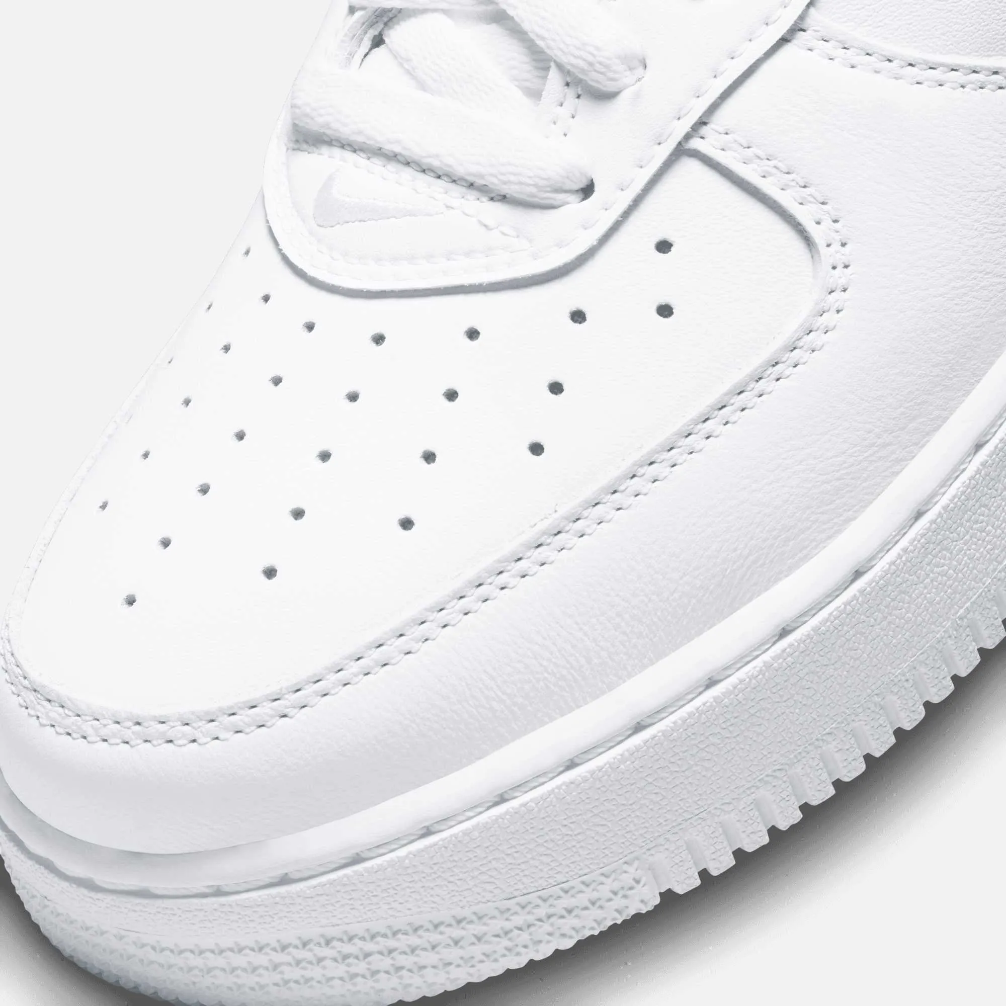 Nike Air Force 1 Low Retro Triple White