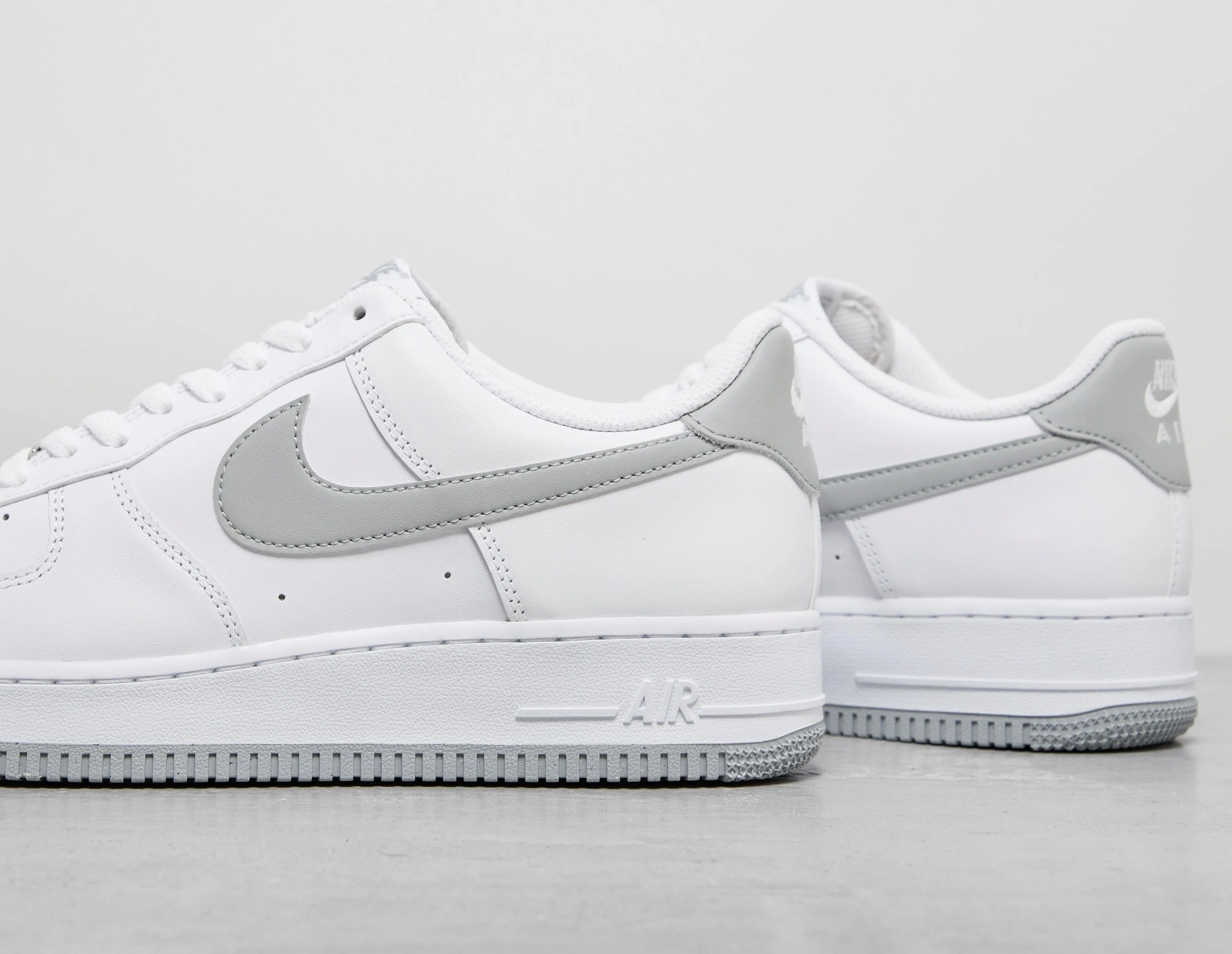 Nike Air Force 1 Low