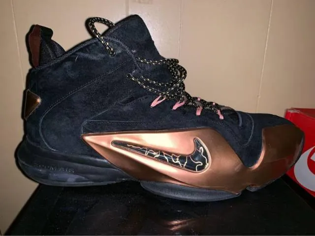 Nike air zoom penny 6 metallic gold/black men’s size 12