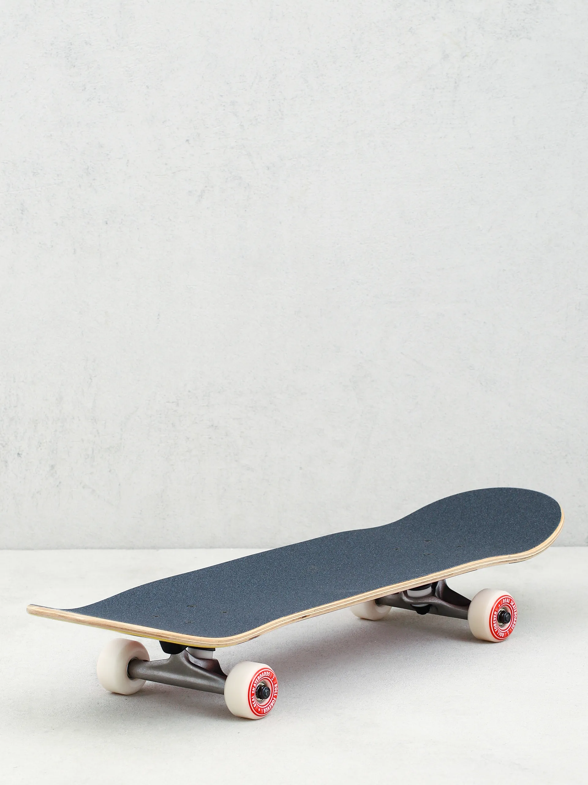 Real Classic Oval II Skateboard (yellow)