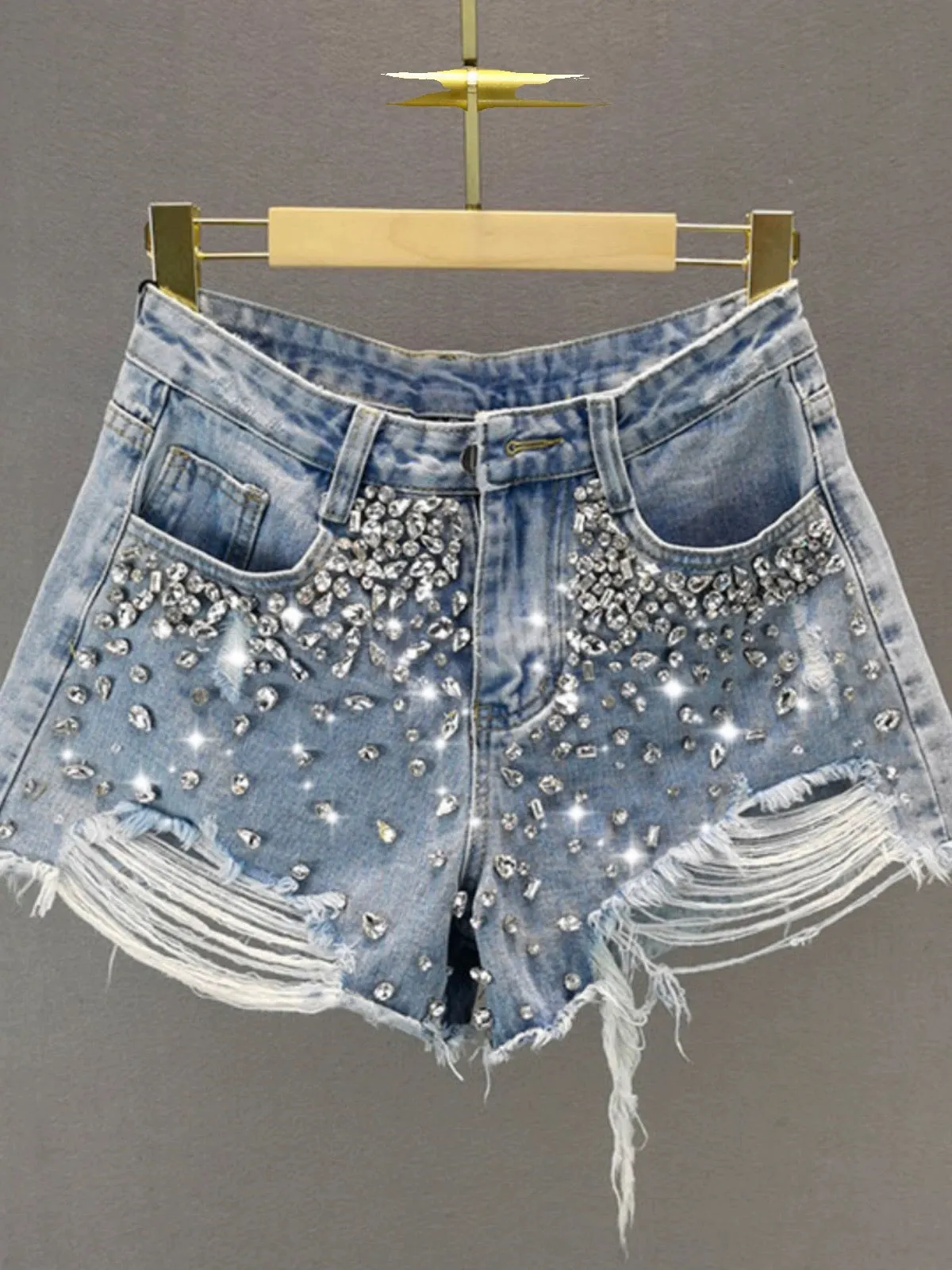 Ripped wide-leg denim shorts for women 2024 summer new high-waisted loose slimming European station heavy-duty diamond-encrusted