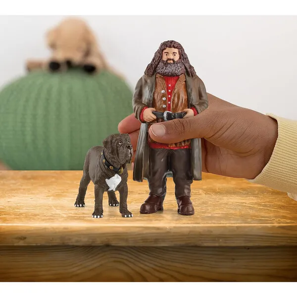 Schleich Schleich Wizarding World of Harry Potter: Hagrid & Fang Figurines