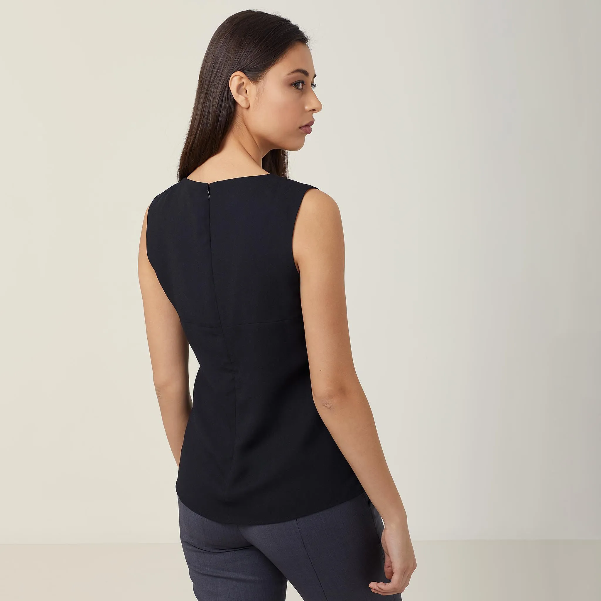 Sleeveless Layered Top