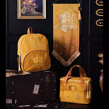 Warner Bros Harry Potter Alumni Lunch Bag Hufflepuff | Kaleidoscope